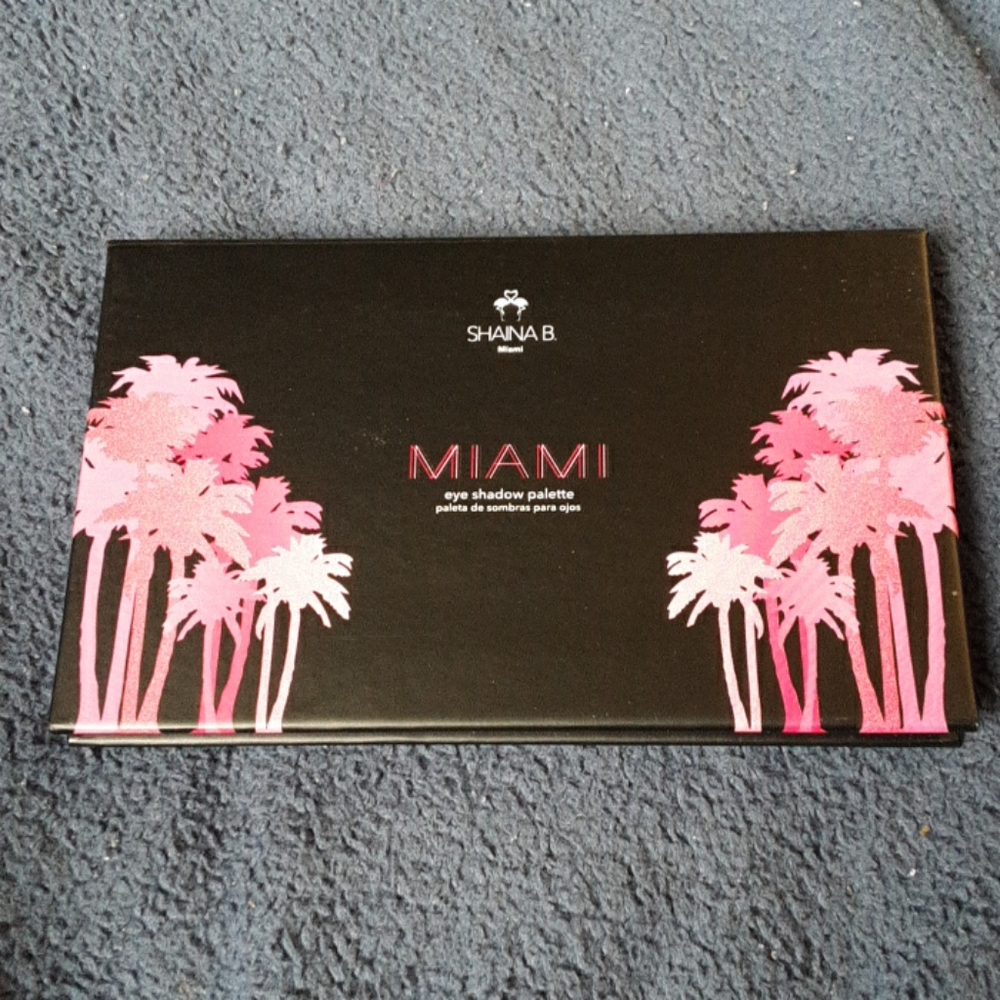 BNIB Shaina B Miami Eyeshadow Pallette